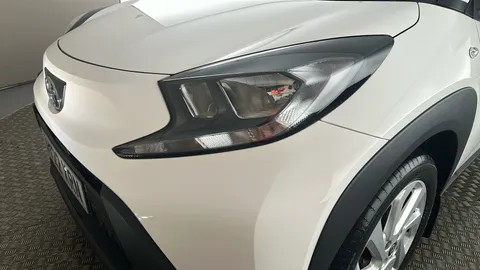 TOYOTA AYGO X 1.0 VVT-i Pure
