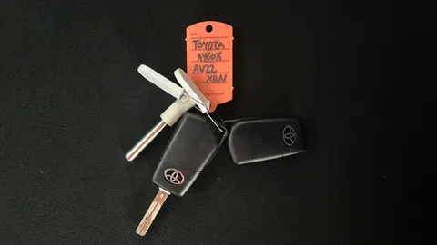 TOYOTA AYGO X 1.0 VVT-i Pure