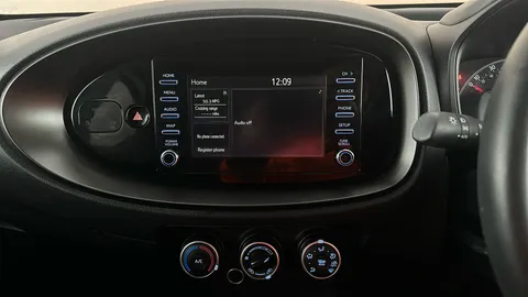 TOYOTA AYGO X 1.0 VVT-i Pure