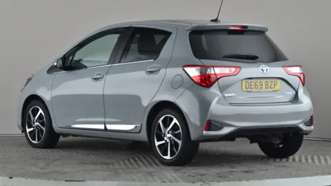 TOYOTA YARIS 1.5 Hybrid Excel CVT