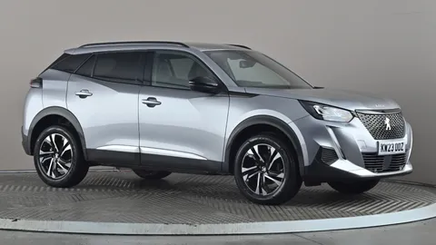 PEUGEOT 2008 1.2 PureTech 130 Allure Premium+ EAT8