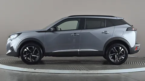 PEUGEOT 2008 1.2 PureTech 130 Allure Premium+ EAT8