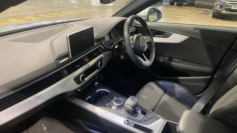 AUDI A4 2.0 TDI 190 S Line S Tronic