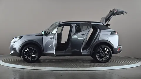 PEUGEOT 2008 1.2 PureTech 130 Allure Premium+ EAT8