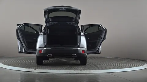 PEUGEOT 2008 1.2 PureTech 130 Allure Premium+ EAT8