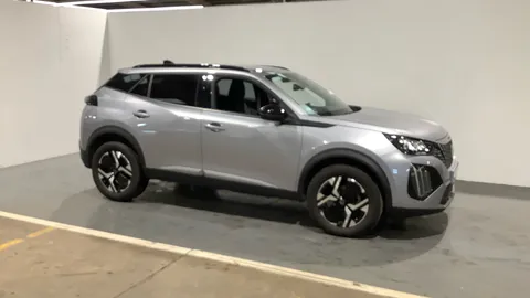 PEUGEOT 2008 1.2 PureTech 130 Allure