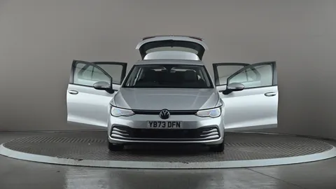 VOLKSWAGEN GOLF 1.5 TSI Life