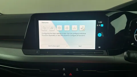 VOLKSWAGEN GOLF 1.5 TSI Life