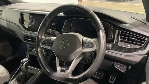 VOLKSWAGEN POLO 1.0 TSI R-Line DSG