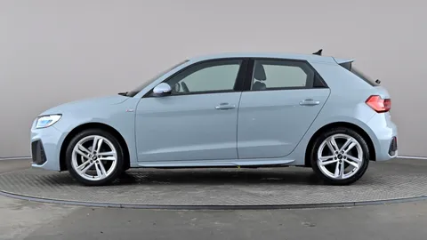 AUDI A1 25 TFSI S Line