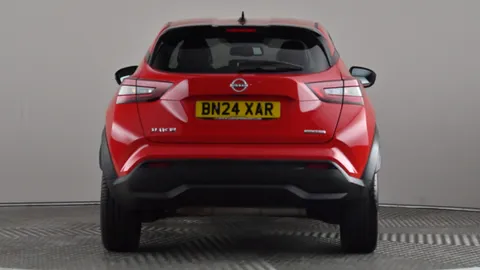 NISSAN JUKE 1.6 Hybrid Tekna Auto