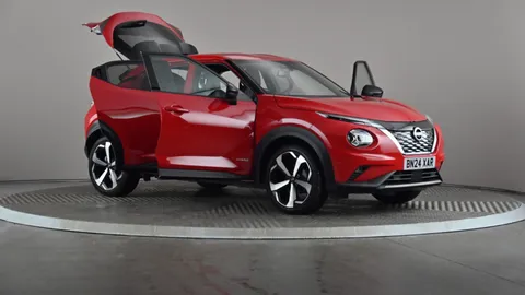 NISSAN JUKE 1.6 Hybrid Tekna Auto