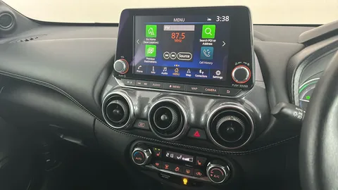 NISSAN JUKE 1.6 Hybrid Tekna Auto