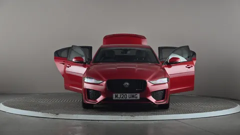 JAGUAR XE 2.0 R-Dynamic S Auto