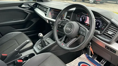 AUDI A1 25 TFSI S Line [Tech Pack]