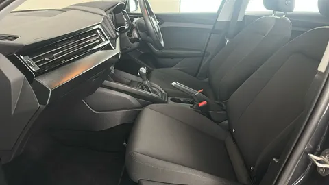 AUDI A1 30 TFSI 110 Technik S Tronic