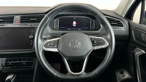 Volkswagen Tiguan Allspace 1.5 TSI Life DSG [7 Seats]