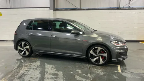 VOLKSWAGEN GOLF 2.0 TSI 245 GTI Performance DSG