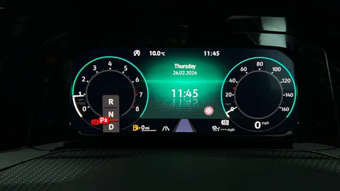 VOLKSWAGEN GOLF 1.5 eTSI 150 R-Line DSG