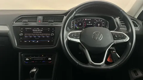 Volkswagen Tiguan Allspace 1.5 TSI Life DSG [7 Seats]