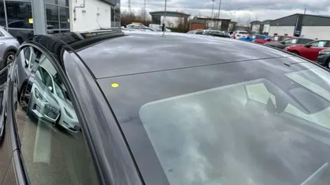 TESLA MODEL Y Long Range AWD Auto