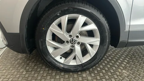 Volkswagen Tiguan Allspace 1.5 TSI Life DSG [7 Seats]