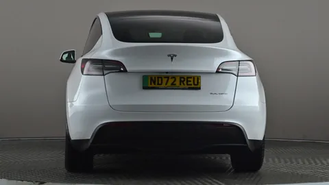 TESLA MODEL Y Long Range AWD Auto
