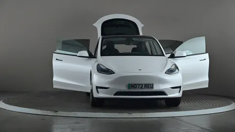 TESLA MODEL Y Long Range AWD Auto