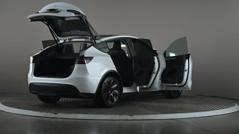 Tesla Model Y Rwd RWD Auto