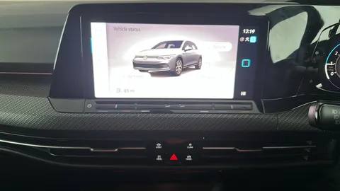 VOLKSWAGEN GOLF 1.5 eTSI 150 R-Line DSG