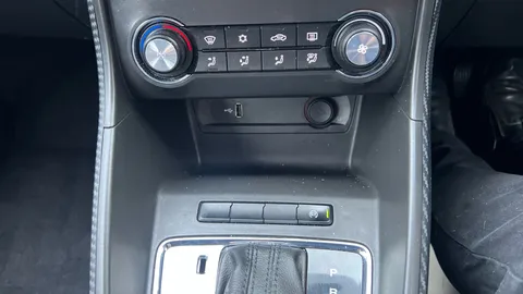 MG MOTOR UK ZS 1.0T GDi Exclusive DCT