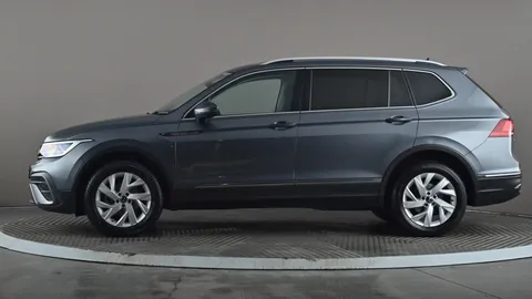 VOLKSWAGEN TIGUAN ALLSPACE 1.5 TSI Life