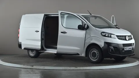 VAUXHALL VIVARO 2900 1.5d 100PS Prime H1 Van