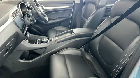 MG MOTOR UK ZS 105kW Exclusive EV 45kWh Auto