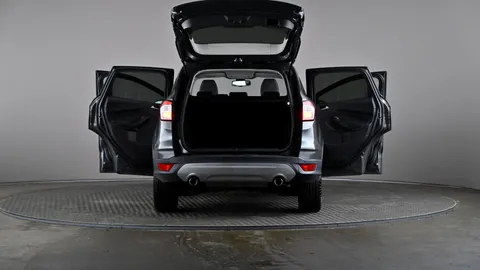 FORD KUGA 2.0 TDCi Titanium Edition 2WD