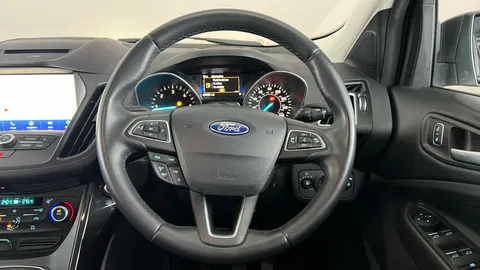 FORD KUGA 2.0 TDCi Titanium Edition 2WD