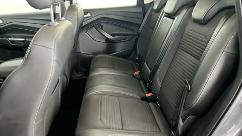 FORD KUGA 2.0 TDCi Titanium Edition 2WD