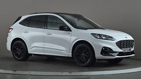 FORD KUGA 2.5 PHEV Black Package Edition CVT