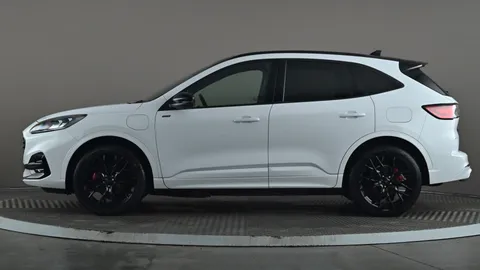 FORD KUGA 2.5 PHEV Black Package Edition CVT