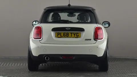 MINI HATCHBACK 1.5 Cooper Classic II