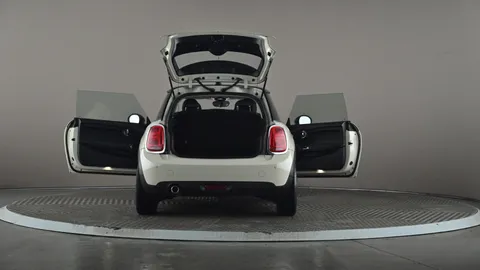 MINI HATCHBACK 1.5 Cooper Classic II