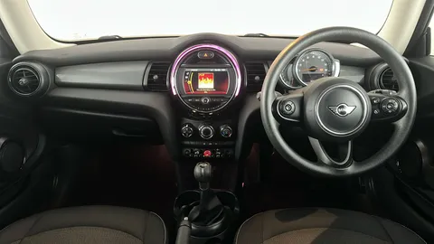 MINI HATCHBACK 1.5 Cooper Classic II