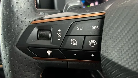 CUPRA FORMENTOR 1.4 eHybrid 204 V2 DSG