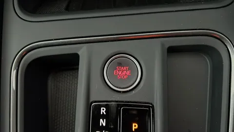 CUPRA FORMENTOR 1.4 eHybrid 204 V2 DSG