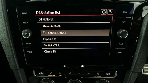 VOLKSWAGEN GOLF 2.0 TSI 245 GTI Performance DSG