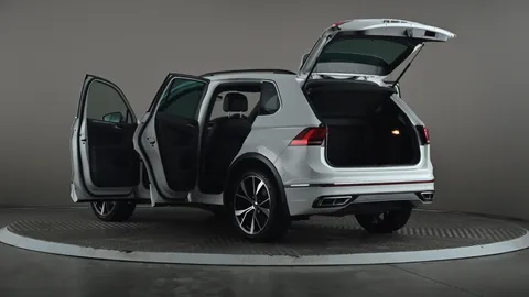 VOLKSWAGEN TIGUAN 1.5 TSI 150 R-Line DSG