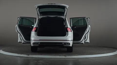 VOLKSWAGEN TIGUAN 1.5 TSI 150 R-Line DSG