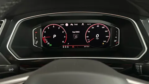 VOLKSWAGEN TIGUAN 1.5 TSI 150 R-Line DSG