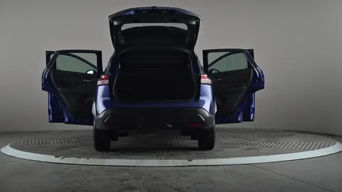 NISSAN QASHQAI 1.3 DiG-T MH Acenta Premium