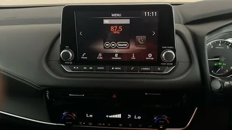 NISSAN QASHQAI 1.3 DiG-T MH 158 Acenta Premium Xtronic